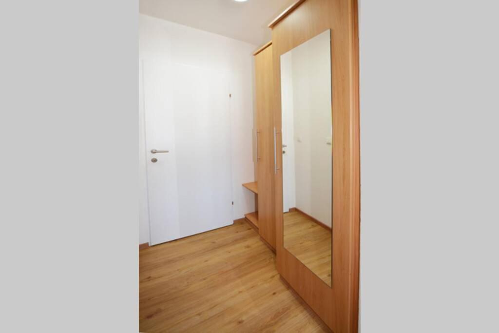 Alpenblick - Modernes Apartment In Ruhelage Villach Ngoại thất bức ảnh