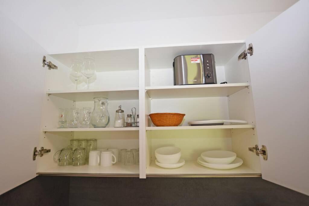 Alpenblick - Modernes Apartment In Ruhelage Villach Ngoại thất bức ảnh